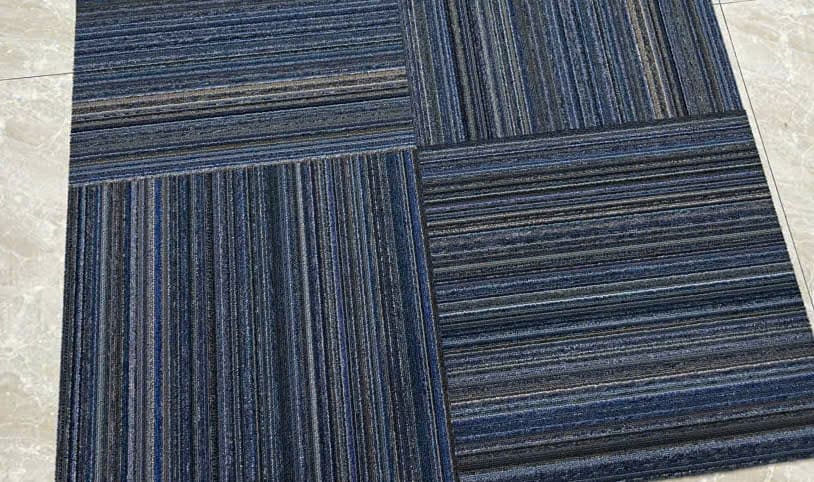 Thảm tấm văn phòng 50X50 cao cấp, thiết kế hiện đại, dễ lắp đặt và vệ sinh, phù hợp cho không gian làm việc sang trọng