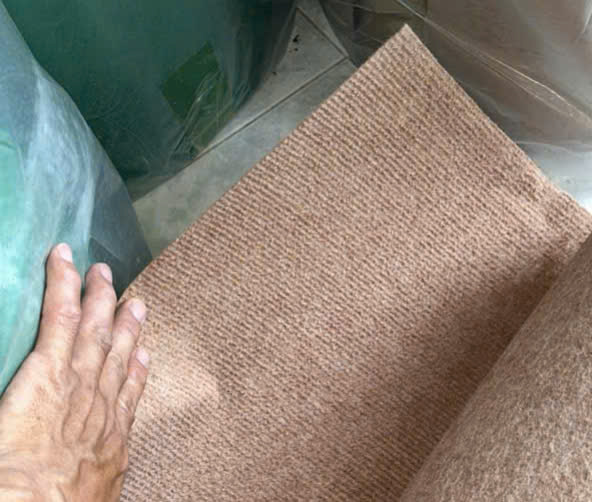 thảm nỉ trải sân khấu đỏ