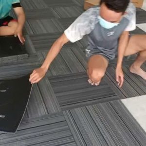 Thi công thảm lót sàn TP.HCM uy tín, giá rẻ chỉ 22.000đ/m². Nhận thi công thảm nỉ, thảm văn phòng, thảm sự kiện, cầu thang tận nơi toàn TP.HCM.
